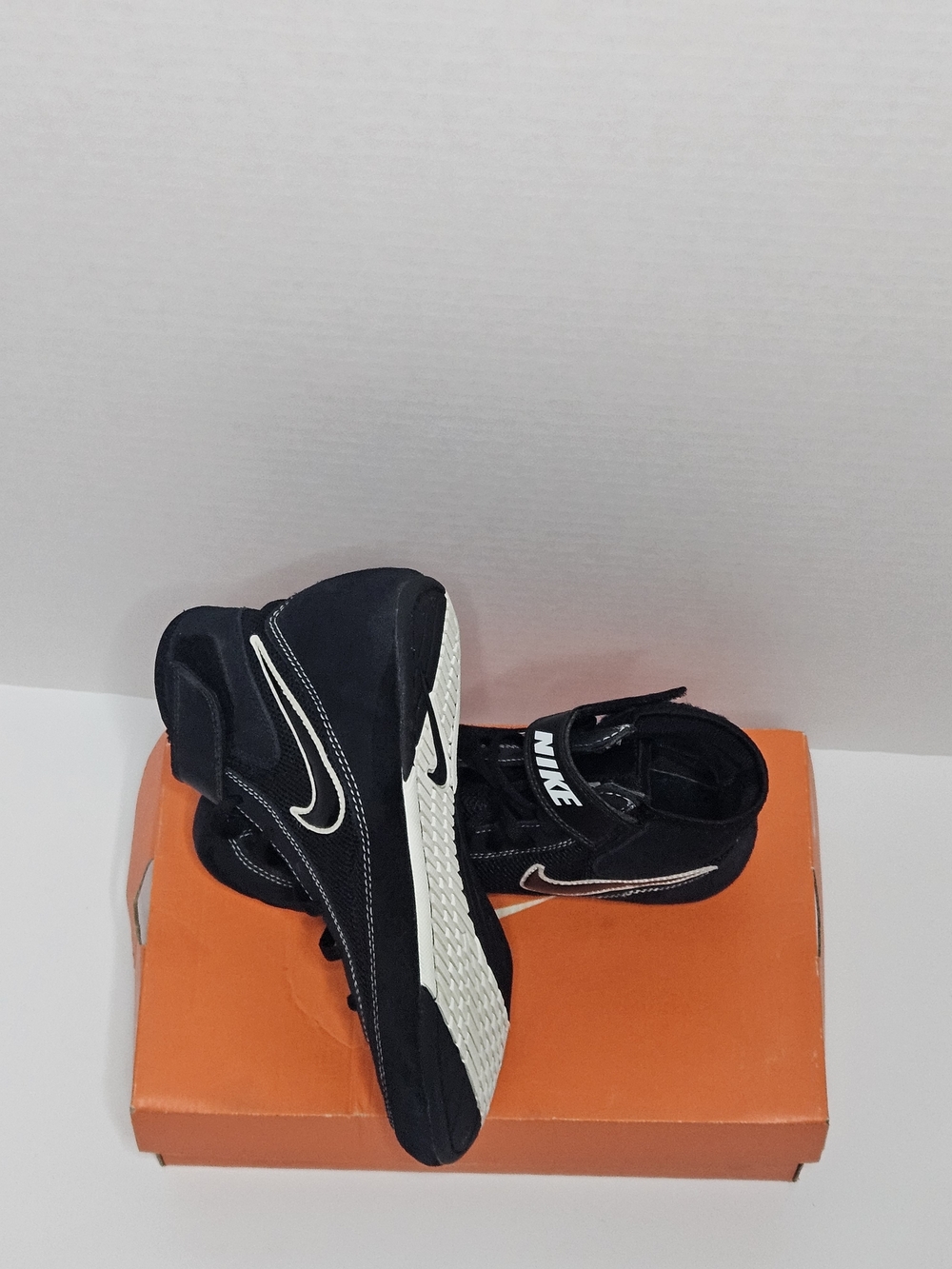 Nike Speedsweep VII Black Mesh Wrestling/Boxing Shoes Youth 6Y LIKE NEW